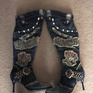 Women’s jean material boots